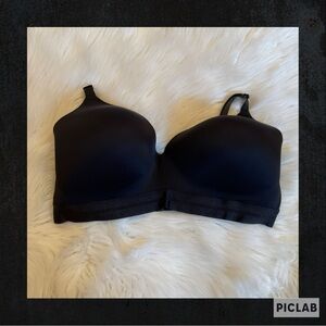 PINK Victoria’s Secret Wear Everywhere Wireless Lightly Lined Bra - NWT - 40DDD